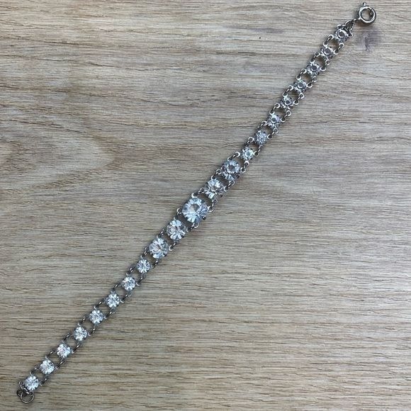Art Deco Open Back Colorless Crystal Bracelet‎ - Picture 1 of 10